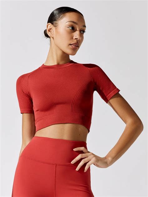 Pin by Zeineb Slimene on Active wear Collection | Fashion, Activewear ...
