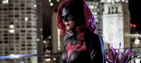 Почему вам не стоит смотреть сериал "Бэтвумен" от CW - Shazoo