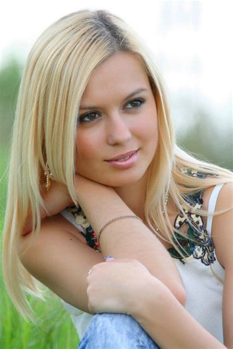 Beautiful European Girls (95 pics)