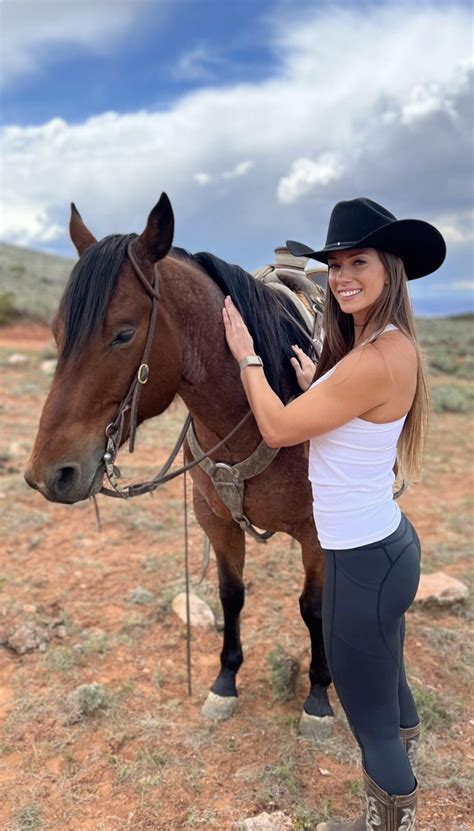 Ride a horse… : r/JannaBreslin