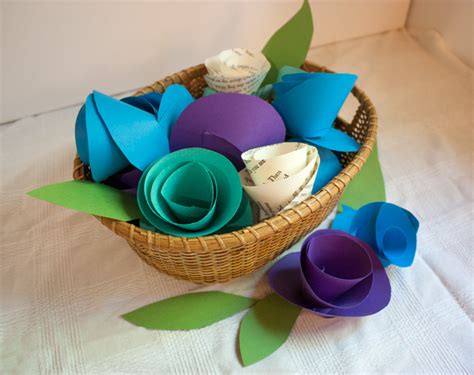 DIY Simple Paper Flowers – Indie Crafts