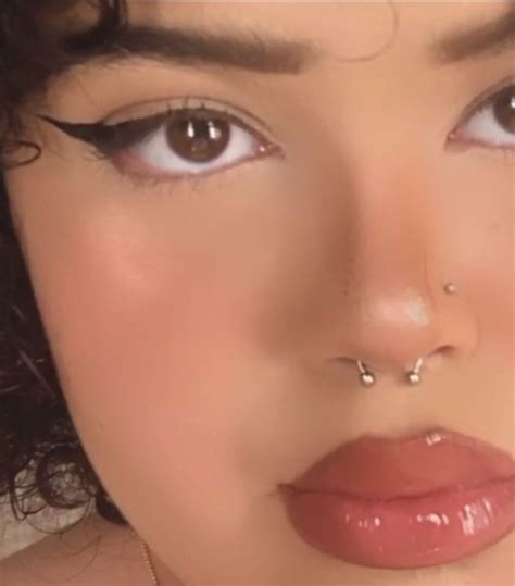 Пин от пользователя 𝐌𝐚𝐫𝐢𝐚𝐧𝐚. на доске piercings. | Пирсинг носа, Идеи ...