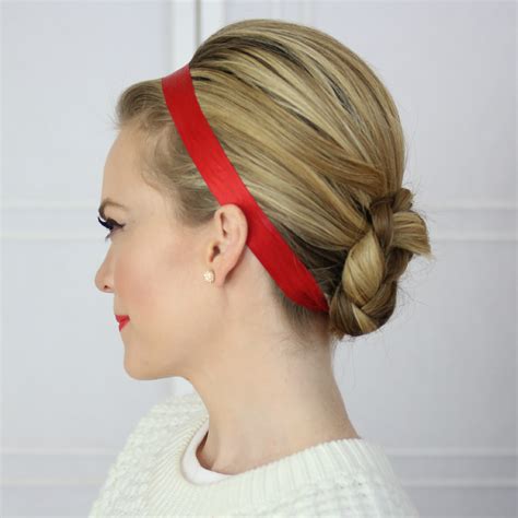 25 Christmas Hairstyles To Rock This Holiday Season