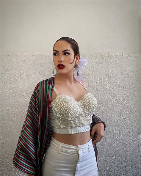 Samantha Victoria Gimenez – Most Beautiful Transgender Woman Model in