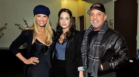 Billy Joel sings to Christie Brinkley as she dances to 'Uptown Girl'