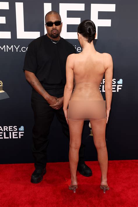 The Most Talked-About Naked Dresses at the 2025 Grammys – Who Wore It?