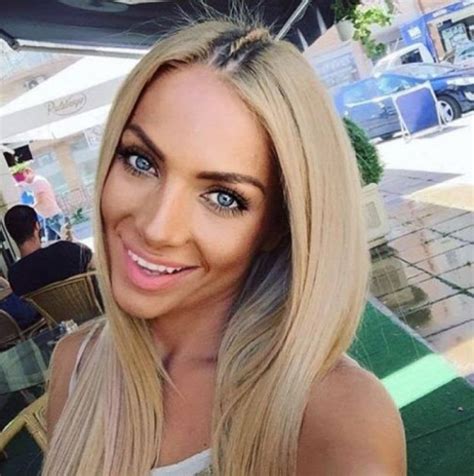Вижте Русата Златка на 11 години - нищо общо със сега! (Снимка): - За ...