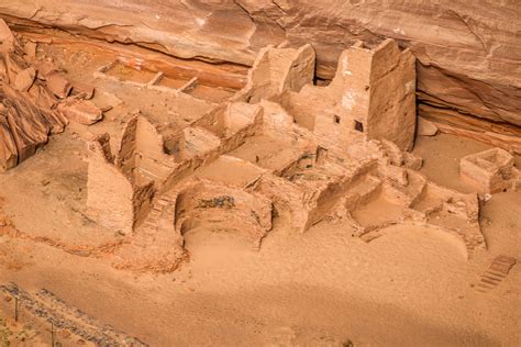 Snapshots: Navajo Country — Miles 2 Go