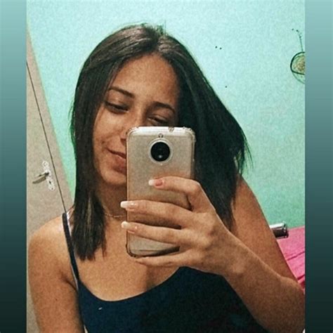stream laryssa  listen  songs albums playlists