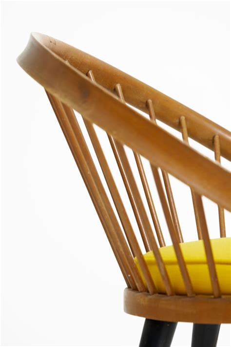 circle chair 3