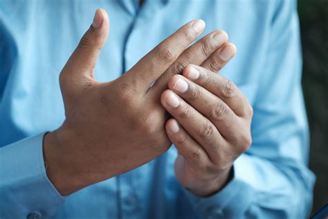 Using Warm Compresses to Alleviate Arthritis Pain - Fabrication Enterprises