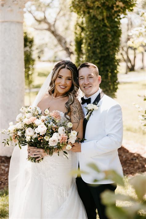 Alexis + Andrew Wedding at The Woodlands at Five Gables