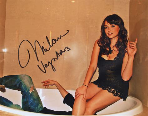Milana Vayntrub from AT&T Commercials Sexy Signed 11x14 Photo – SWAU