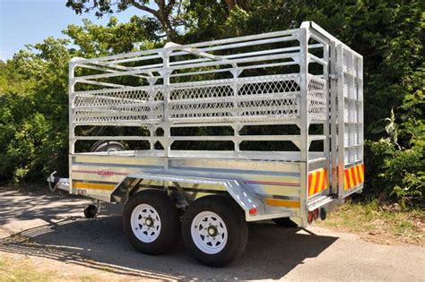 livestock trailers agricultural trailers farm equipment  sale