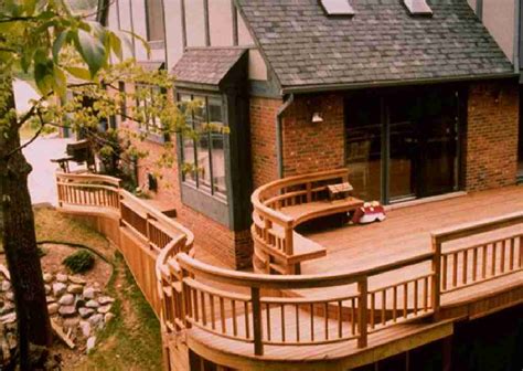 Best Curved Deck Railing | Railing Design