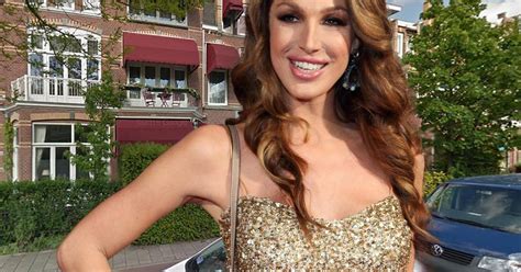 Kelly van der Veer blijkt actief als prostituee in Haagse club | Show