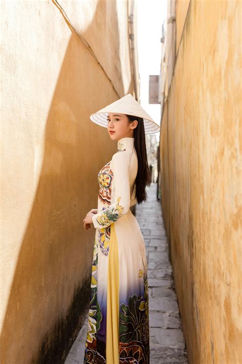 Dressed+And+Undressed+Nudes Photos, Download The BEST Free Dressed+And