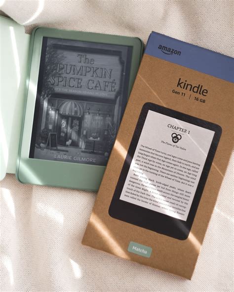 kindle paperwhite in color 6