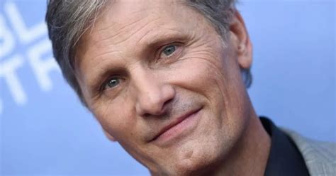 Is Viggo Mortensen Gay? [Answered 2024] - ViralTalky