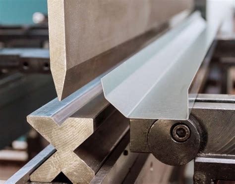 Sheet Metal Bending Design Guide: Rules, Tips & Considerations