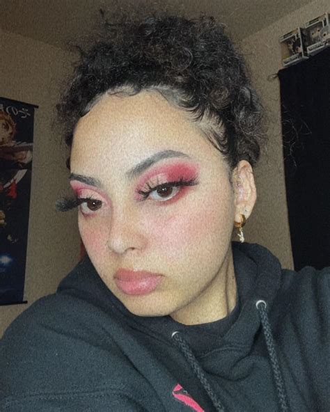 𝓢𝓱𝓪𝓷𝓲𝓮 (@your_fav_latina_) • Instagram photos and videos