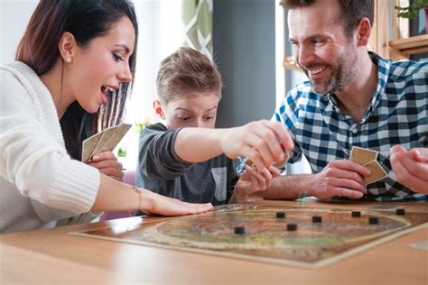 Cooperative Board Games For Families - Positive Parenting HQ