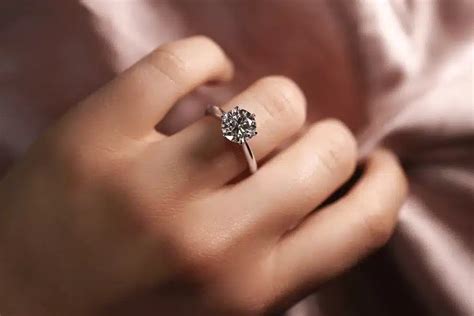 2 Carat Diamond Ring: Your Quick Guide | Diamondport Jewellers Brisbane ...
