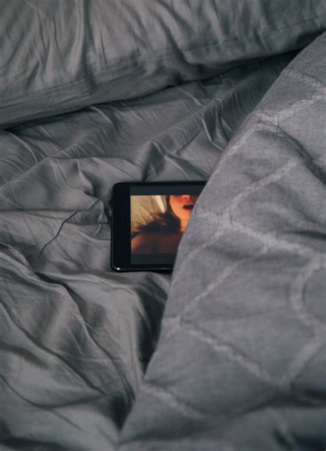 Is This The SHOCKING Truth About Porn Stars Who Are Also Escorts? Image 15
