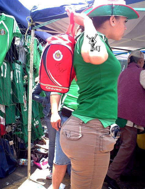 Incredibly perfect ass | Divine Butts - Candid Asses blog