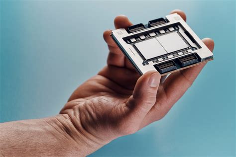 ibm presenta  il mainframe   tempi moderni  lintelligenza