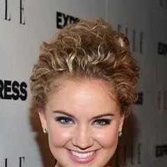 Tiffany Thornton Net Worth Financial Success Of The Disney Star