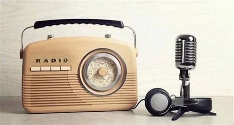radio stations  money
