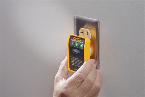 fluke st gfci socket tester fluke