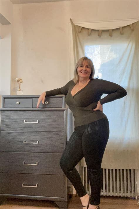 It’s been a minute : r/gilf