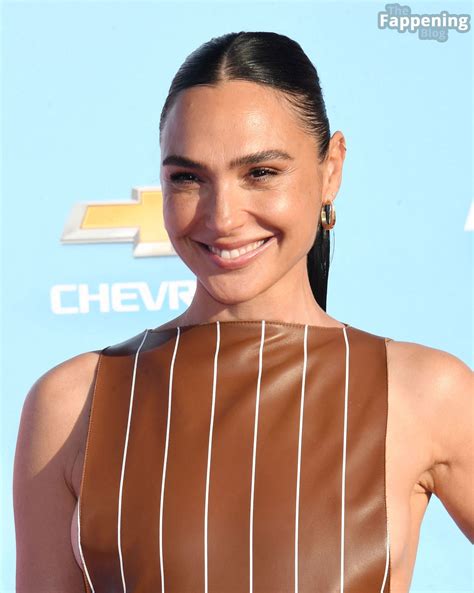 Gal Gadot Shows Some Sideboobs at the “Barbie” Premiere in Los Angeles