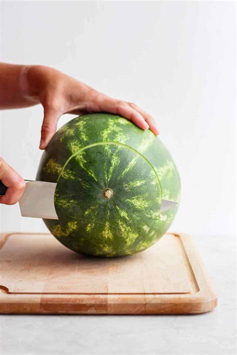 how to cut a watermelon into triangles 9