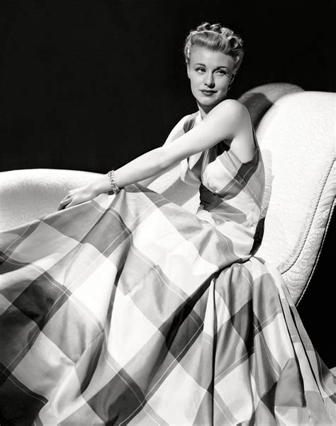 Ginger Rogers | Vintage glamour, Golden age of hollywood, Hollywood glamour