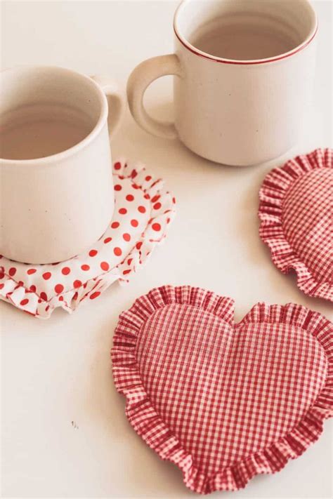 Easy DIY Valentine Sewing Projects for Cute Gifts - Twins Mommy in 2025 ...