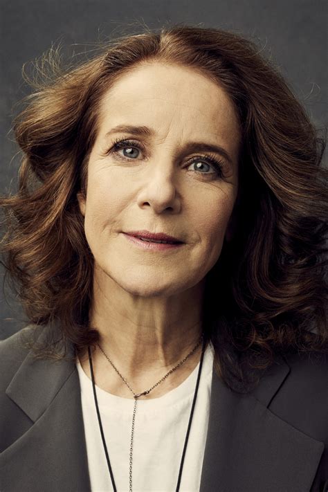 Debra Winger - Actor - CineMagia.ro
