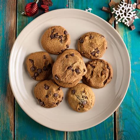 Easy Nestle Chocolate Chip Cookie Recipe - recipeplatter