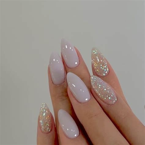 Unha De Paty Com Glitter - Unha de paty – Dicas para ter unhas de patricinha - Crescendo aos ...
