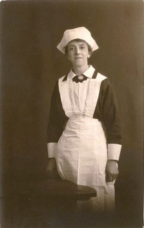 maid uniform