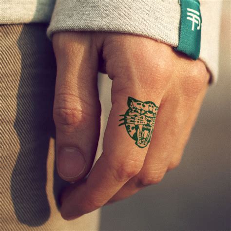 Traditional Finger Tattoos