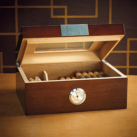 Glass-top Cigar Humidor | Frontgate