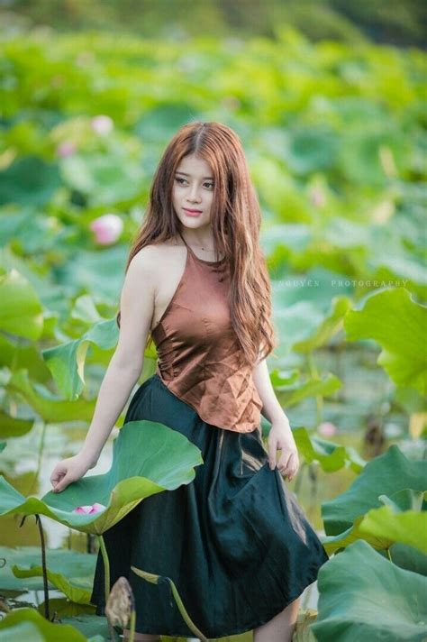 Pin on Yem | Beauty collection, Ao dai, Asian beauty