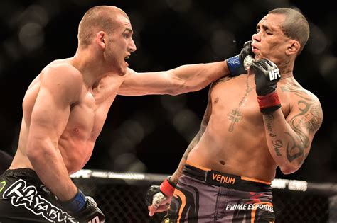 ufc fight roundup  match ups set  london boston mma fighting