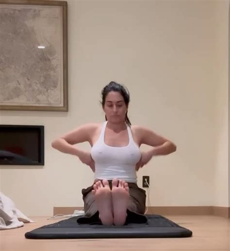 Nikki Garcia (FKA Nikki Bella) : r/WrestlingAndMMAFeet