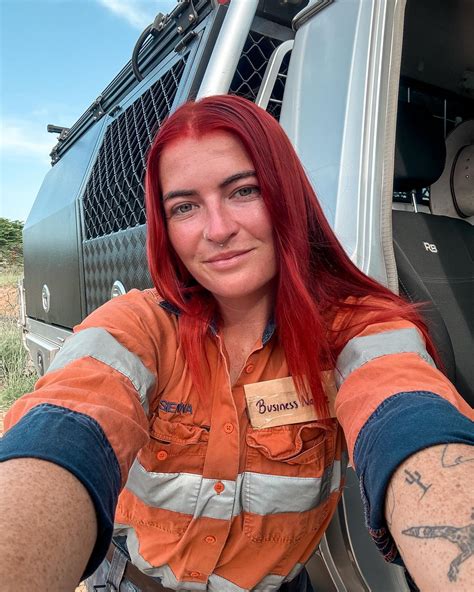 Sienna Mallon (@sienna_mallonn) • Instagram photos and videos