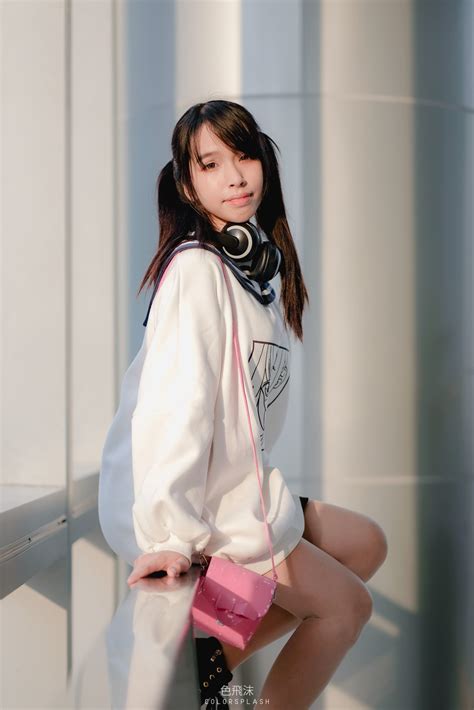 Colorsplash 色飛沫 - Muse: Emilia Ito/Lia Bear