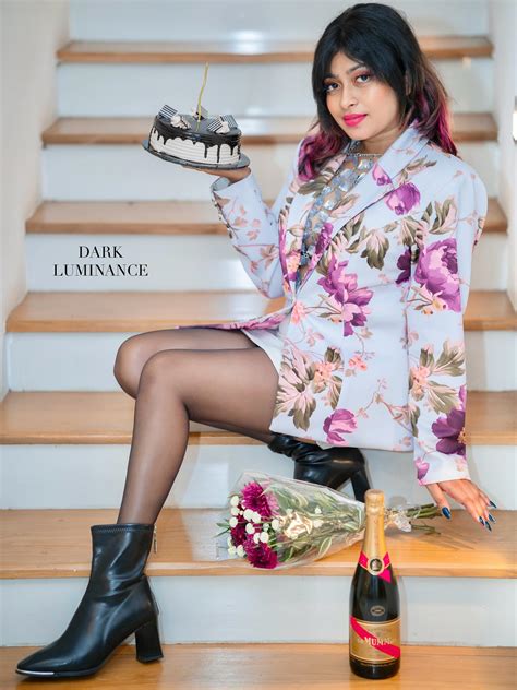 Shakila Hapuarachchie | Even the stars were jealous of the sparkle in